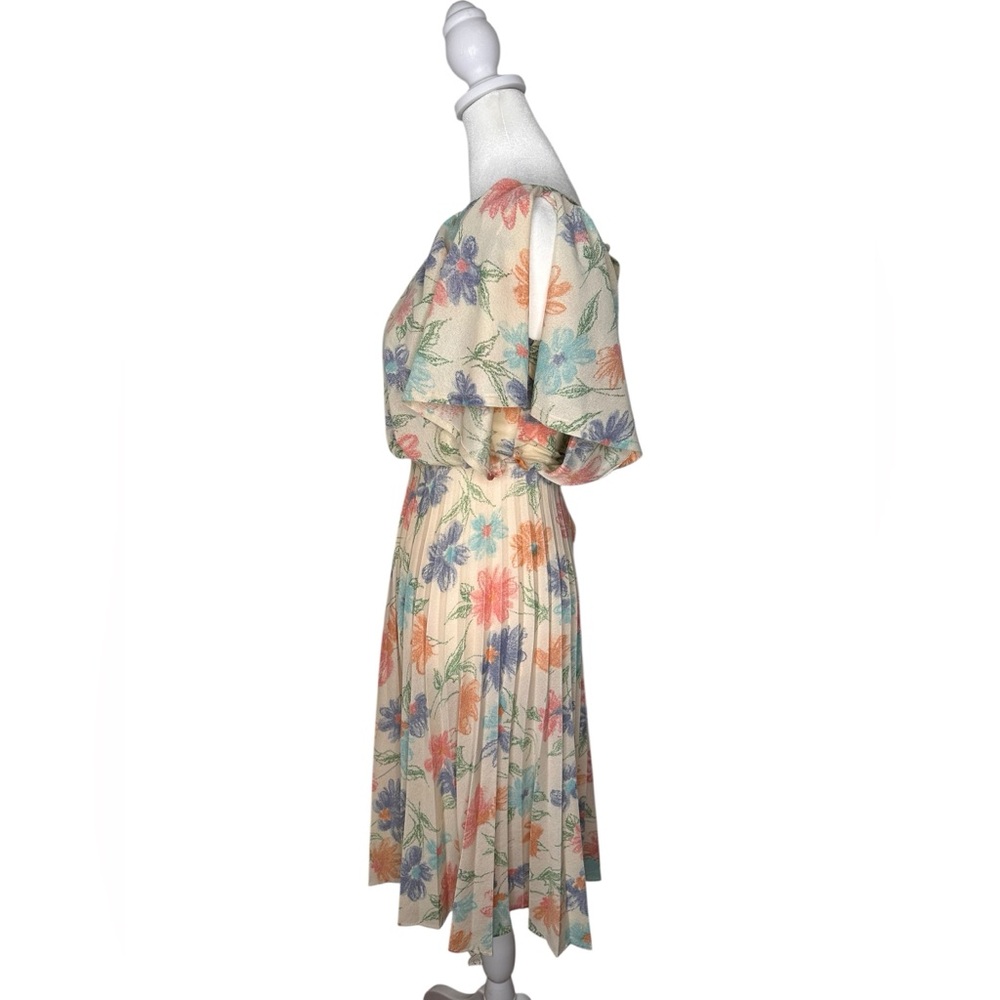 Vintage 70s handmade Floral Pleated Midi Dress in Cream with Pastel Blooms - Picture 6 of 13
